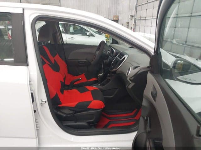 2018 CHEVROLET SONIC LT AUTO 5