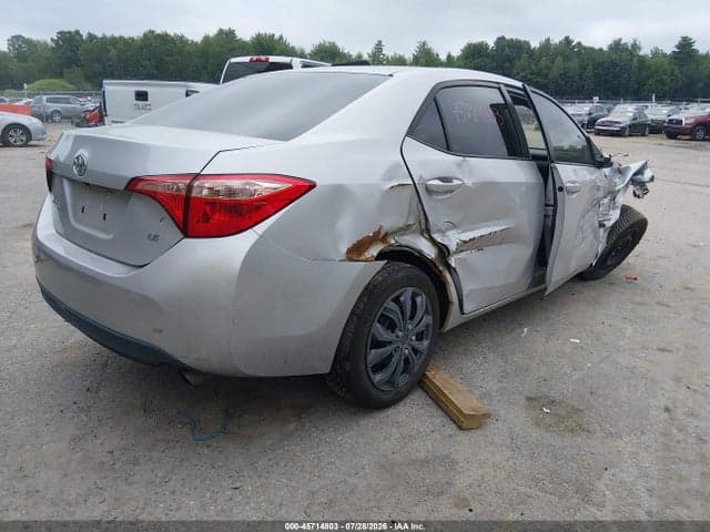 2019 TOYOTA COROLLA LE 4