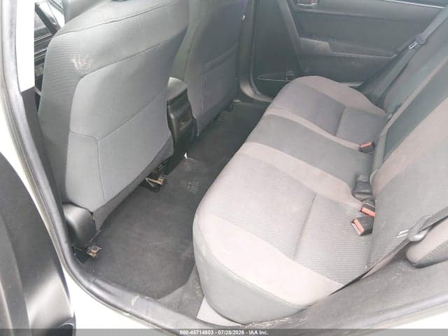 2019 TOYOTA COROLLA LE 8