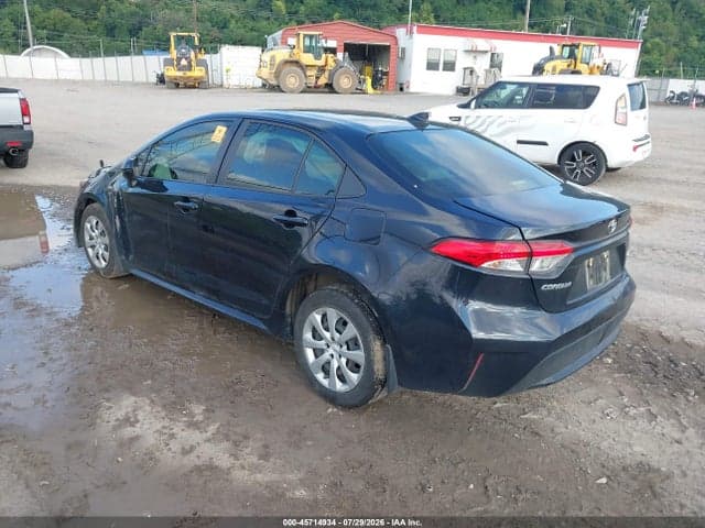 2022 TOYOTA COROLLA LE 3