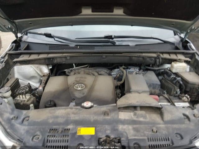 2018 TOYOTA HIGHLANDER XLE 10