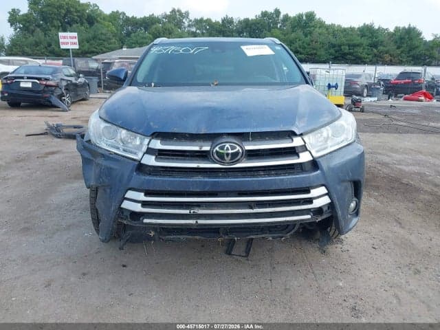 2017 TOYOTA HIGHLANDER XLE 6