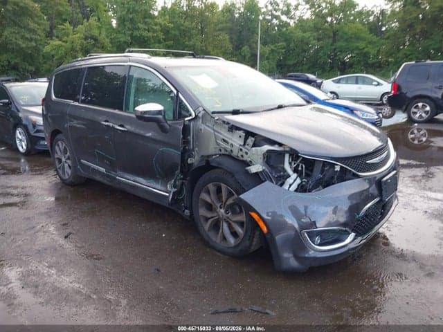 2019 CHRYSLER PACIFICA LIMITED - 1