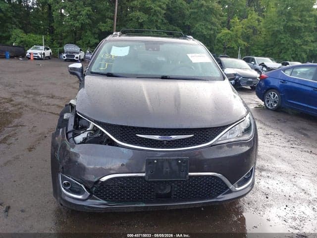 2019 CHRYSLER PACIFICA LIMITED 13