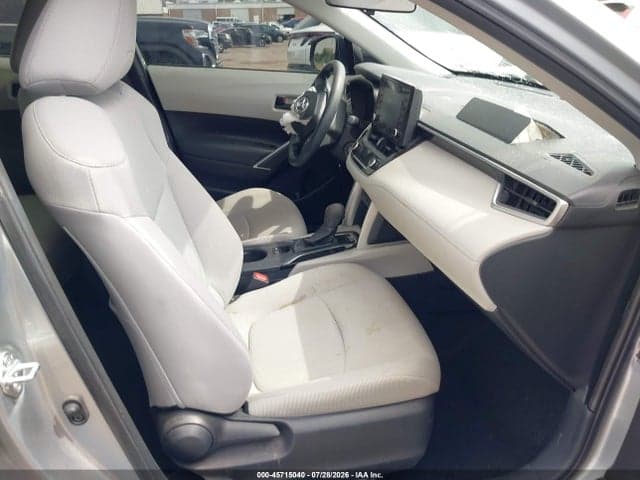 2022 TOYOTA COROLLA CROSS L 5