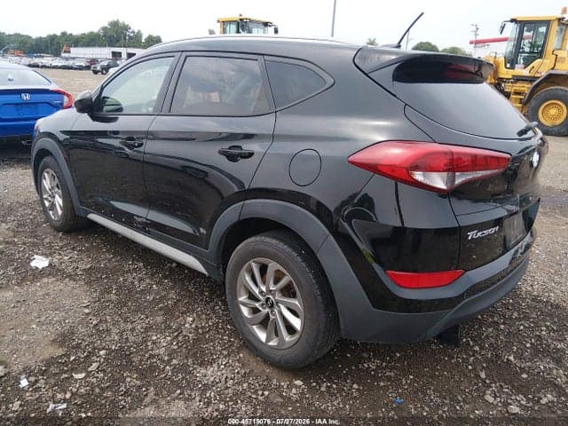 2017 HYUNDAI TUCSON SE 3