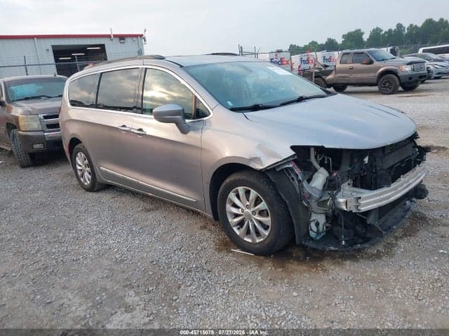 2017 CHRYSLER PACIFICA TOURING-L 1
