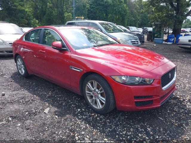 2017 JAGUAR XE 25T PREMIUM 1