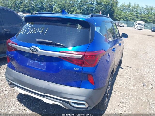 2021 KIA SELTOS EX 4