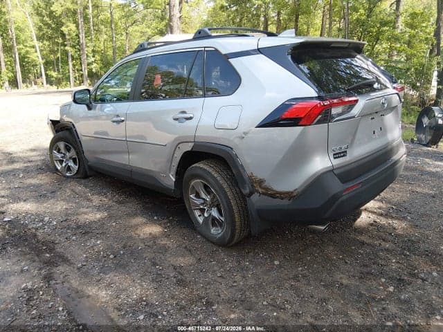 2025 TOYOTA RAV4 HYBRID XLE 3