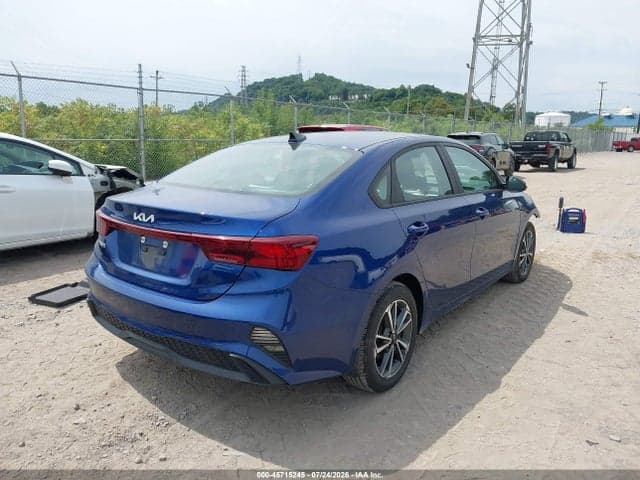 2022 KIA FORTE LXS 4