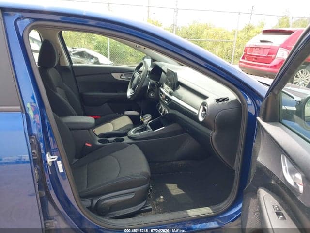 2022 KIA FORTE LXS 5