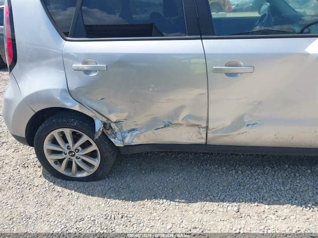 2019 KIA SOUL + 6