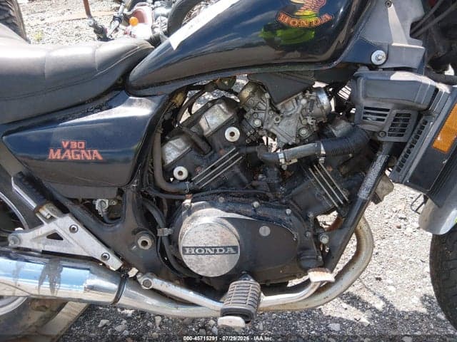 1984 HONDA VF500 C 8