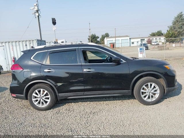 2017 NISSAN ROGUE SV 13