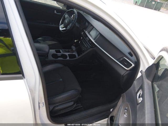 2019 KIA OPTIMA S 5