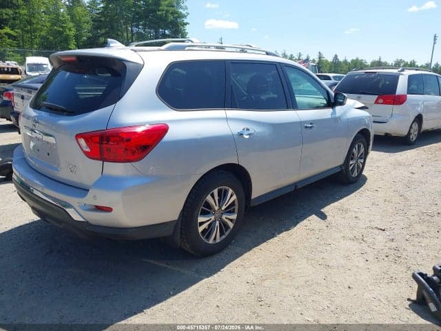 2019 NISSAN PATHFINDER SV 4