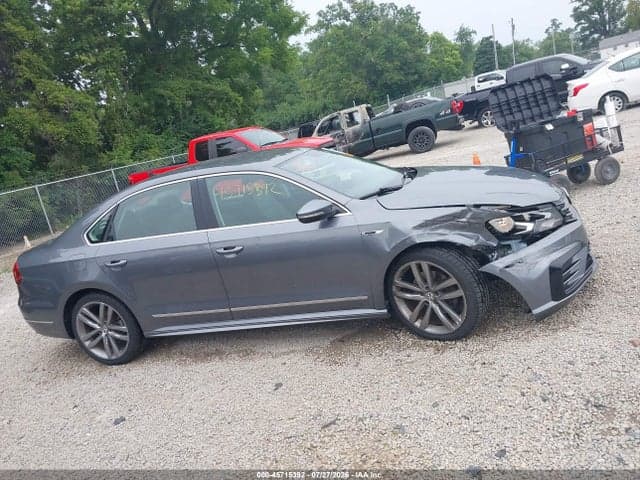 2017 VOLKSWAGEN PASSAT 1.8T R-LINE 13