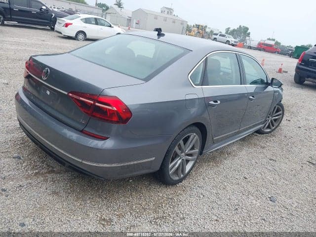 2017 VOLKSWAGEN PASSAT 1.8T R-LINE 4