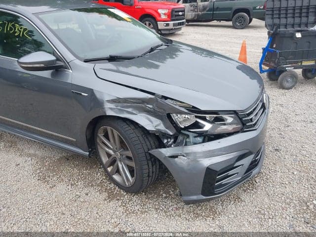 2017 VOLKSWAGEN PASSAT 1.8T R-LINE 6