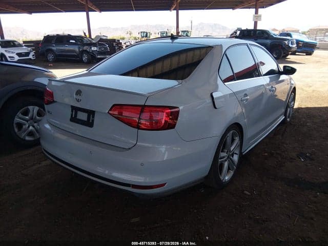 2017 VOLKSWAGEN JETTA GLI 4