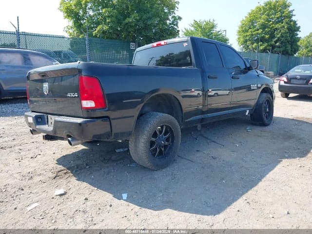 2017 RAM 1500 EXPRESS 4X4 6'4 BOX 4