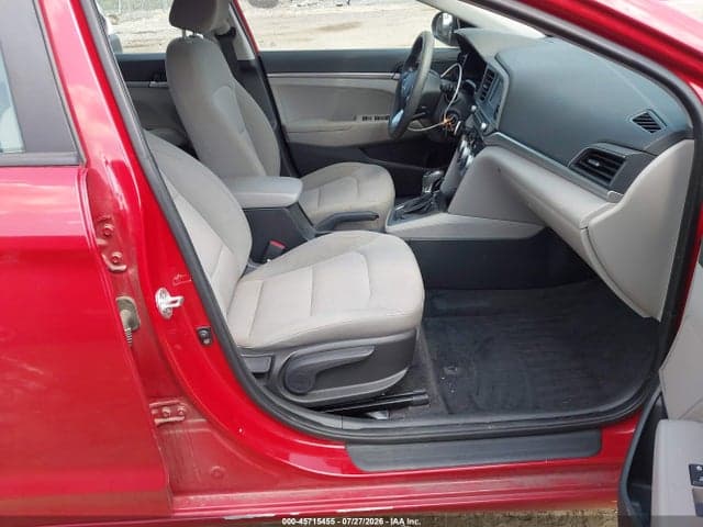 2019 HYUNDAI ELANTRA SE 5