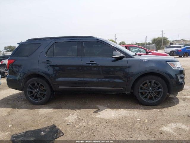 2017 FORD EXPLORER XLT 13