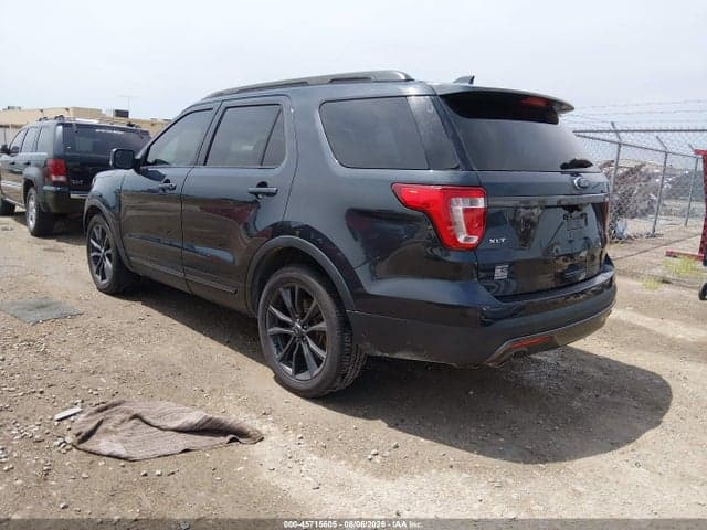 2017 FORD EXPLORER XLT 3