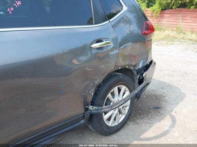 2019 NISSAN ROGUE SV 6