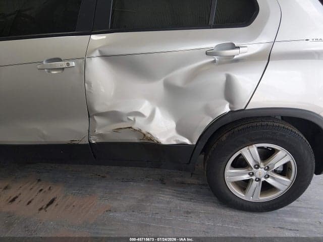 2022 CHEVROLET TRAX AWD LT 6