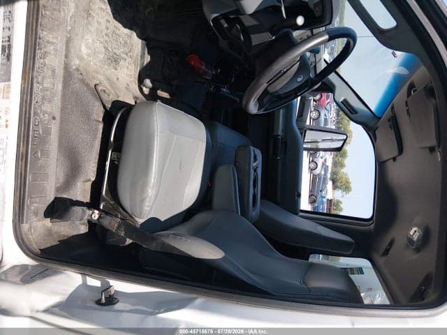 2022 FORD F-650 GAS 6