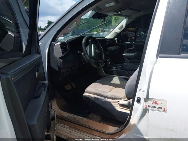 2024 TOYOTA TUNDRA SR5 6