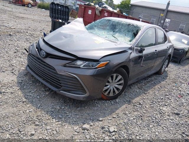 2022 TOYOTA CAMRY LE HYBRID 2