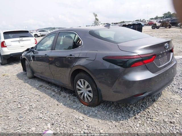2022 TOYOTA CAMRY LE HYBRID 3