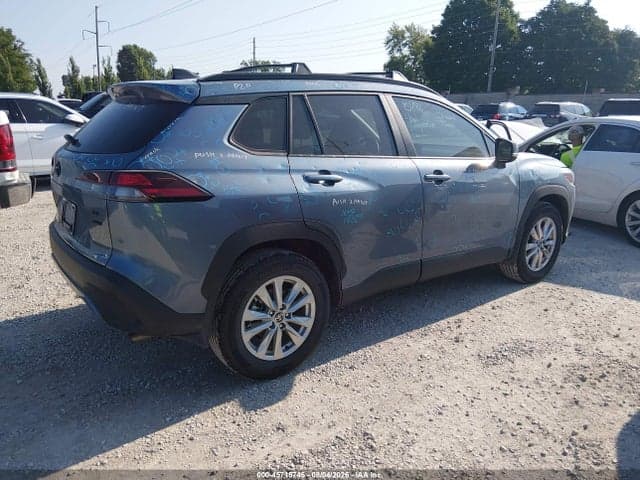 2026 TOYOTA COROLLA CROSS LE 4