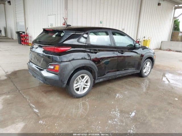 2021 HYUNDAI KONA SE 4