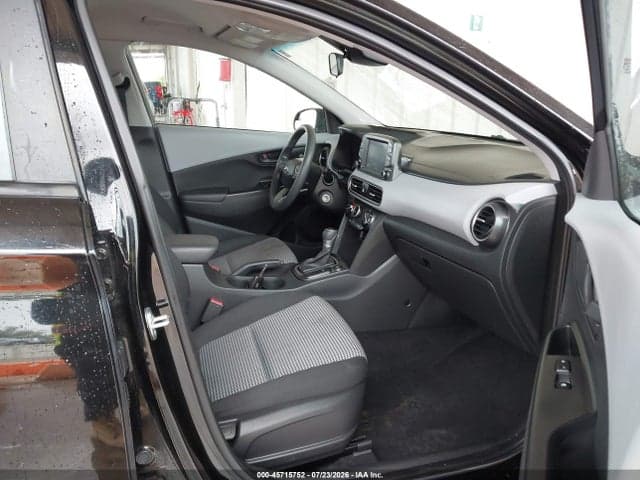 2021 HYUNDAI KONA SE 5