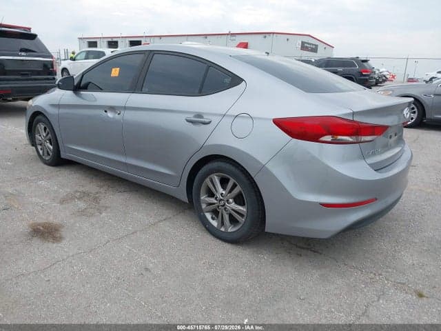 2017 HYUNDAI ELANTRA SE 3