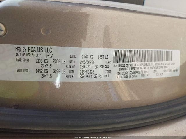 2017 CHRYSLER PACIFICA LIMITED 9
