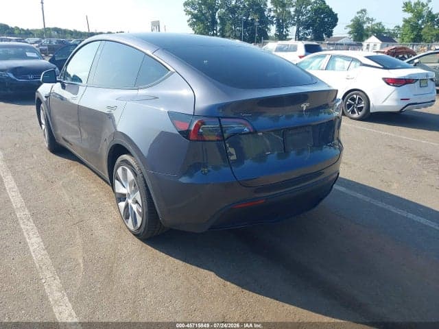 2023 TESLA MODEL Y 3