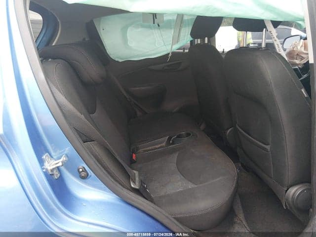 2017 CHEVROLET SPARK 1LT CVT 8