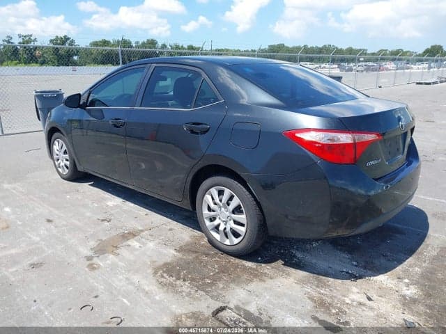 2018 TOYOTA COROLLA LE 4
