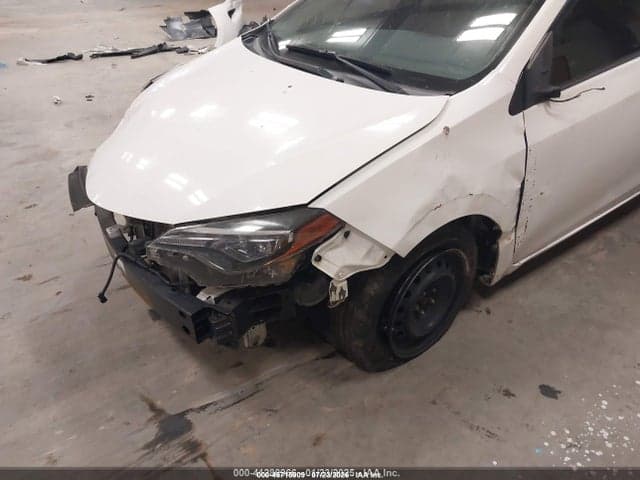 2017 TOYOTA COROLLA LE 6