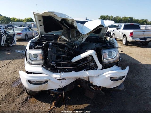 2018 GMC K1500 SLT 13
