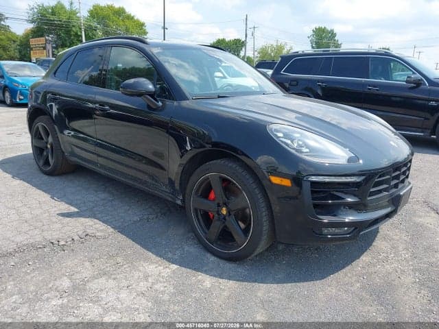 2017 PORSCHE MACAN GTS