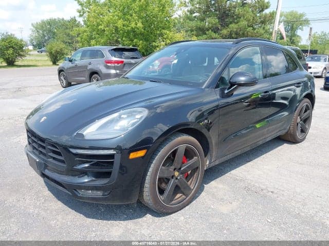 2017 PORSCHE MACAN GTS 2