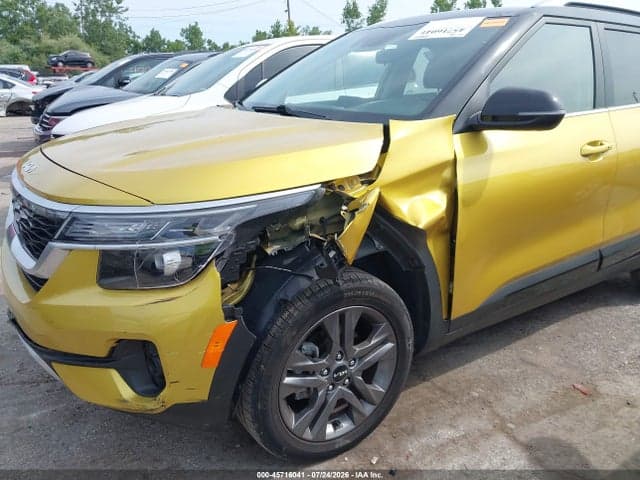 2023 KIA SELTOS S 6