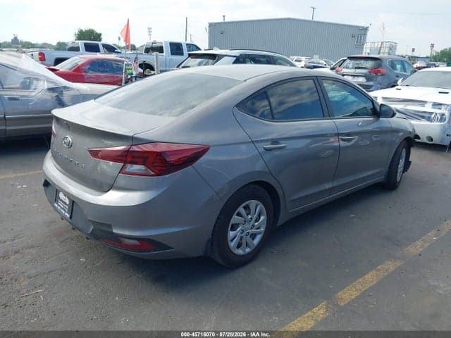 2020 HYUNDAI ELANTRA SE 4