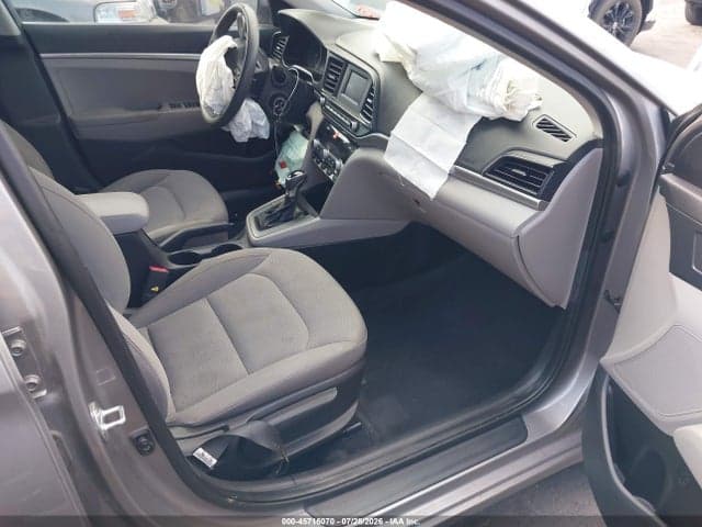 2020 HYUNDAI ELANTRA SE 5